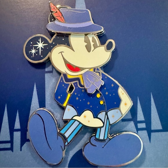NWT. Disney Mickey Mouse The Main Attraction Peter Pan's Flight LE large Pin - Picture 4 of 8